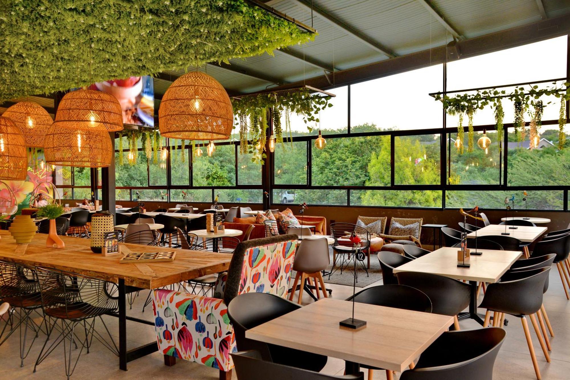 Seasons Golf, Leisure, Spa Hartbeespoort Exteriör bild