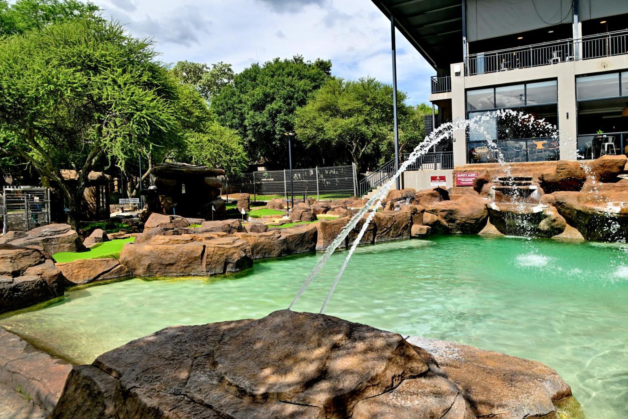 Seasons Golf, Leisure, Spa Hartbeespoort Exteriör bild